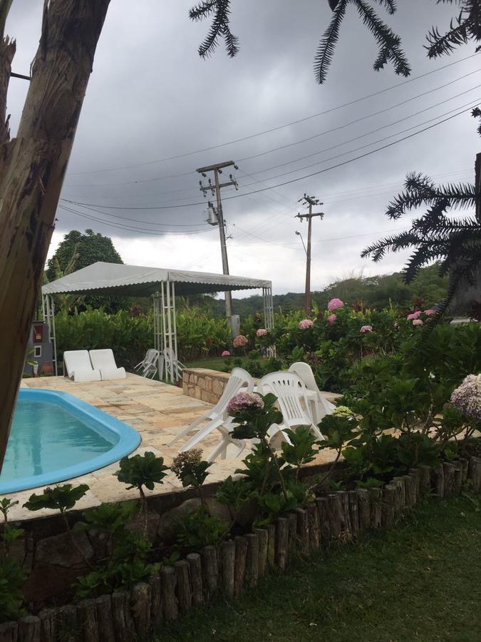 Chale Das Montanhas Hotel *